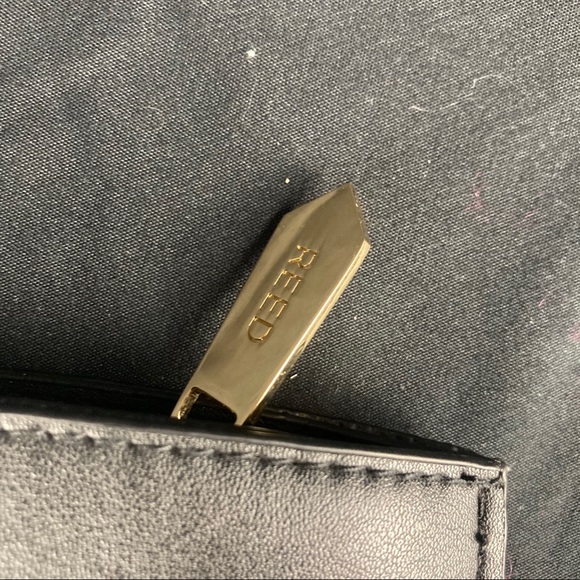 Reed zipper clutch bag - Picture 7 of 8